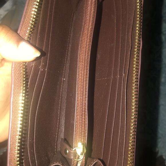 Gigi New York embossed Python zip around wallet - Picture 4 of 6